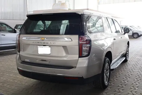 Chevrolet Suburban 5.3L LS 2021