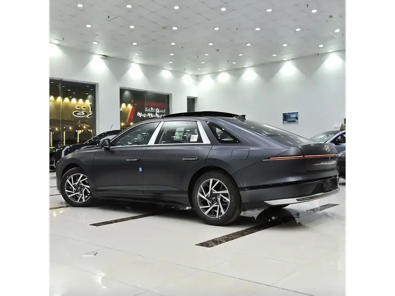 Hyundai Azera 2025