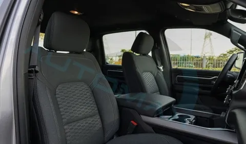 New RAM 1500 Big Horn Crew Cab 2025