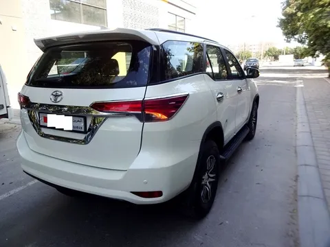 Toyota Fortuner 2.7L (4X4) 2020