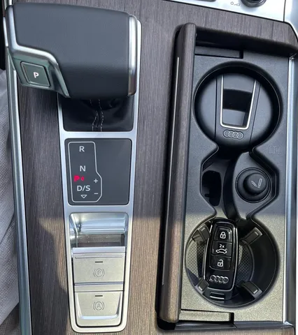 New Audi A6 2.0L (190 HP) 2025