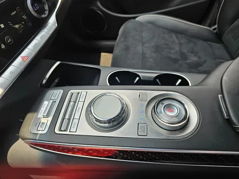 Genesis GV70 3.5T Royal (AWD) 2022