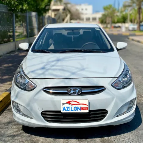 Discover undefined undefined Exterior Interior Images.Find all aspects and details of cars.