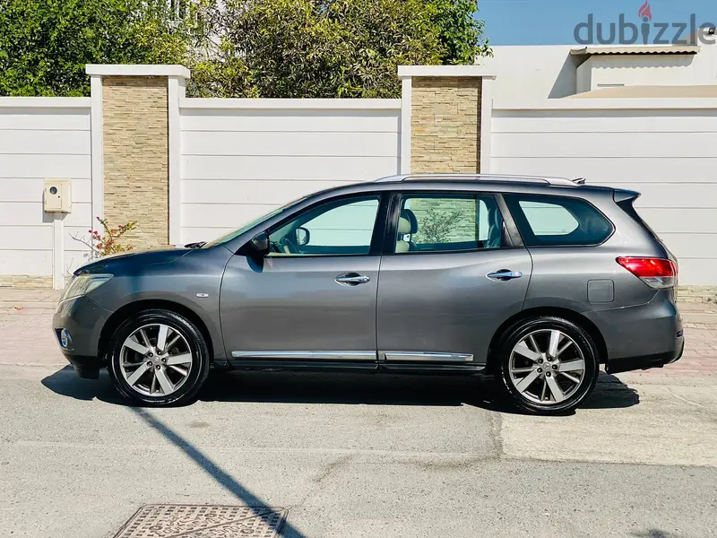 نيسان باثفايندر 2015