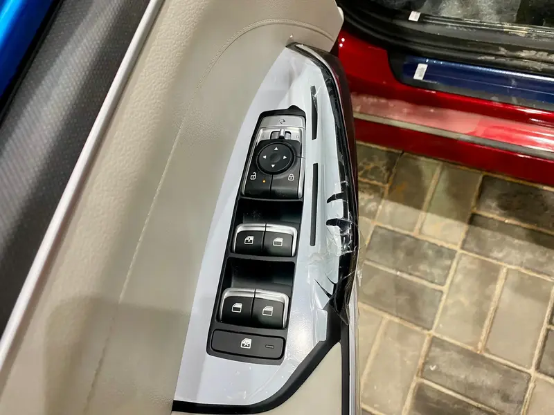 KIA K5 2025