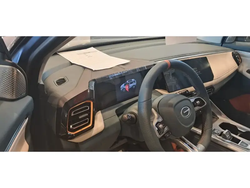 Discover undefined undefined Exterior Interior Images.Find all aspects and details of cars.