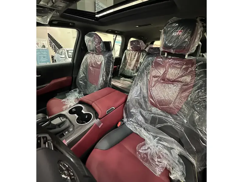 Toyota Land Cruiser Wagon 2025