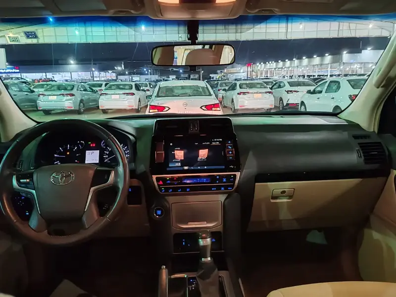 Toyota Prado 2023