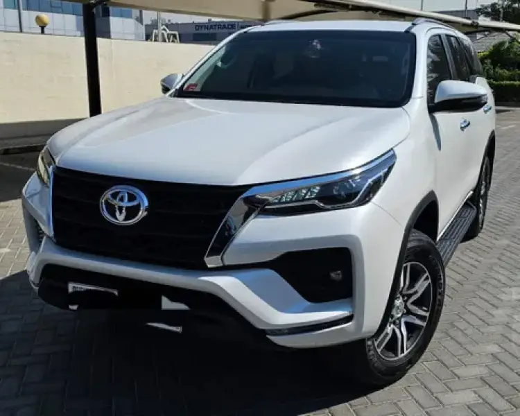 toyota toyota-fortuner image New Toyota Fortuner 4.0L GXR 2023