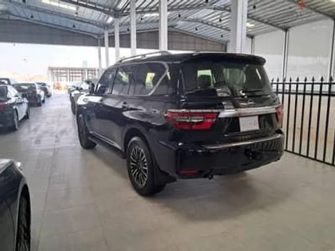 Discover undefined undefined Exterior Interior Images.Find all aspects and details of cars.