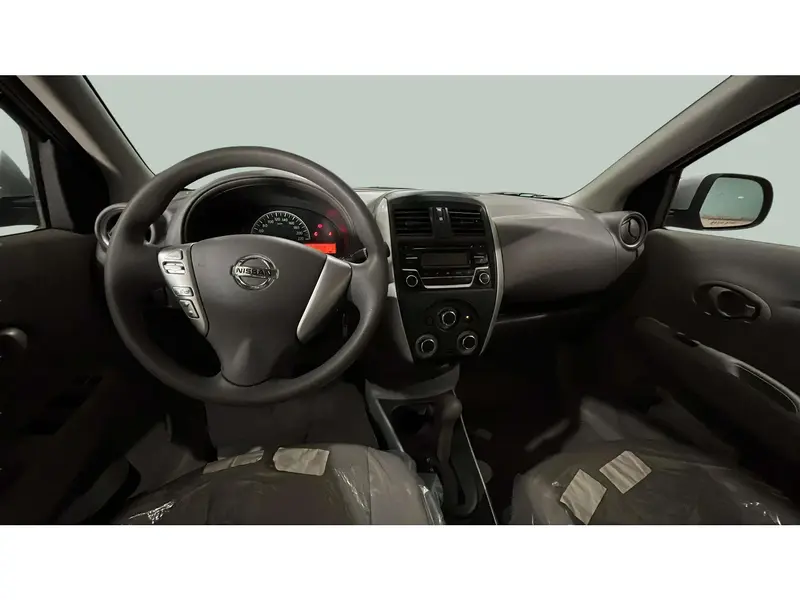 Nissan Sunny 2024