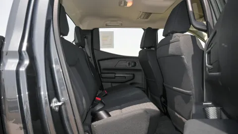 New Mitsubishi L200 2.4L Double Cab GL M/T 4WD Petrol 2024