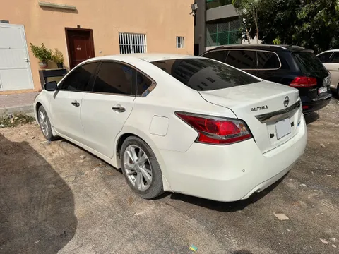 Discover undefined undefined Exterior Interior Images.Find all aspects and details of cars.