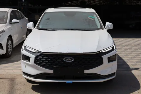 New Ford Taurus 2023