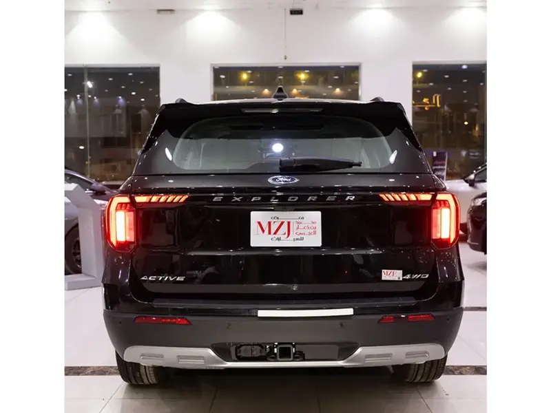 Ford Explorer 2025