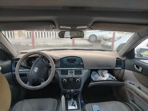 Discover undefined undefined Exterior Interior Images.Find all aspects and details of cars.