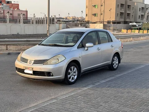 Nissan Tiida 1.8 Sedan 2008