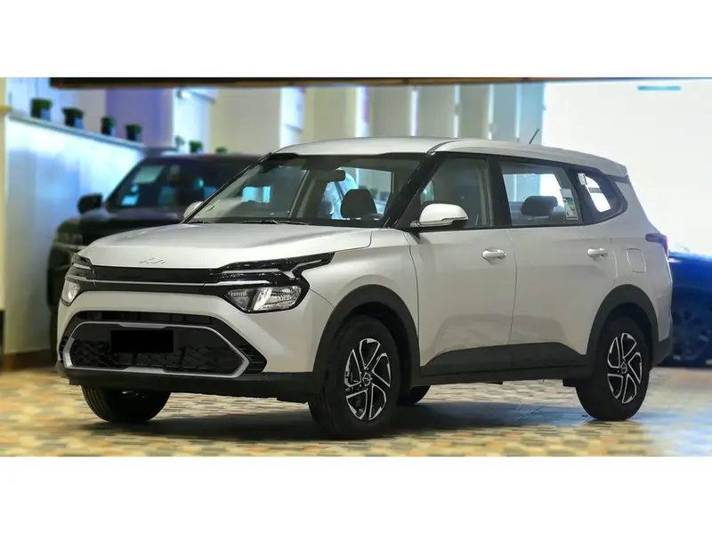 Discover undefined undefined Exterior Interior Images.Find all aspects and details of cars.