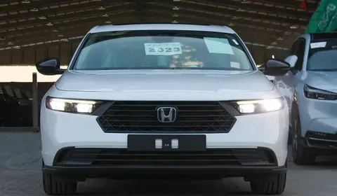 Discover undefined undefined Exterior Interior Images.Find all aspects and details of cars.