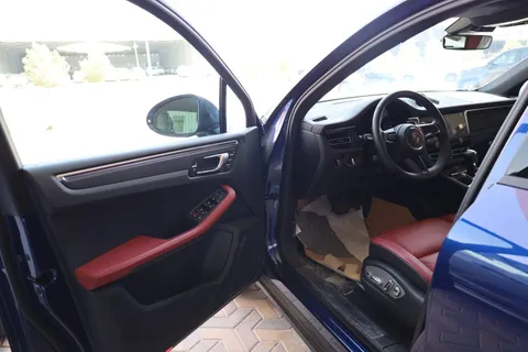 New Porsche Macan 2023