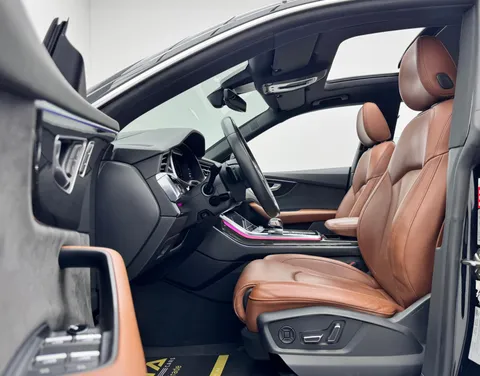 Audi Q8 55 TFSI S-Line quattro 340 HP 2019
