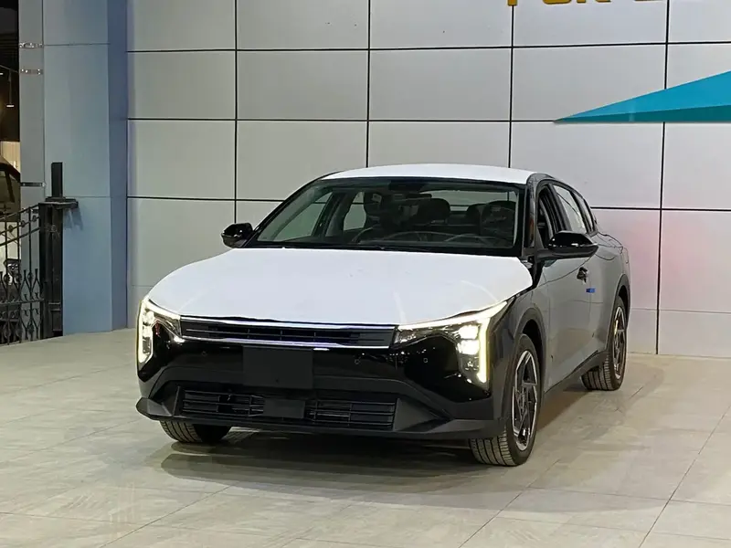 KIA K4 2025