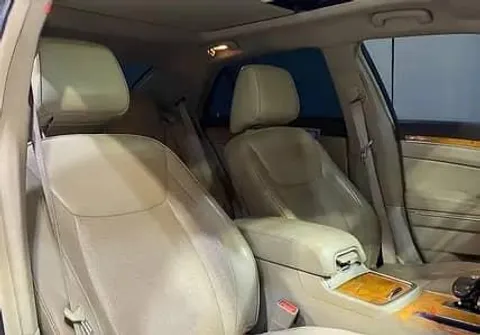 Discover undefined undefined Exterior Interior Images.Find all aspects and details of cars.