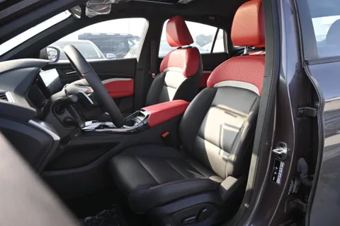 New MG GT 1.5T LUX 2024