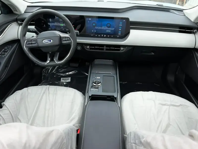 Ford Taurus 2025