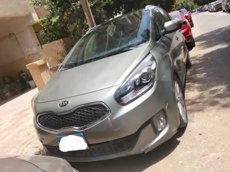 kia carens image Kia Carens 2016