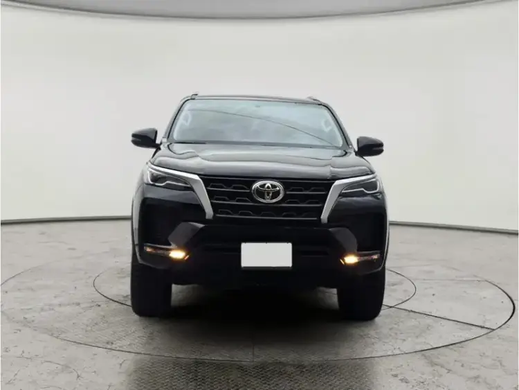 toyota toyota-fortuner image Toyota Fortuner 2024
