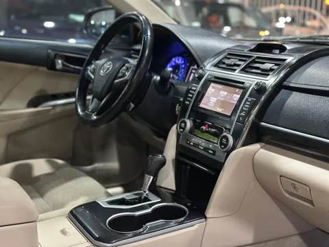 Discover undefined undefined Exterior Interior Images.Find all aspects and details of cars.