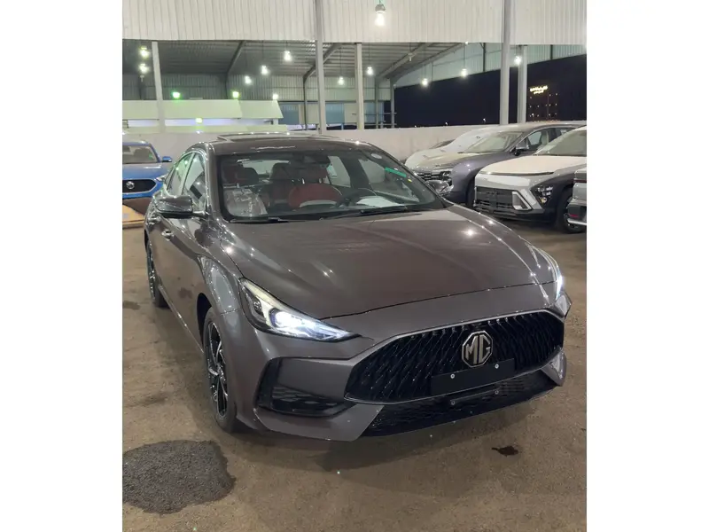 Discover undefined undefined Exterior Interior Images.Find all aspects and details of cars.