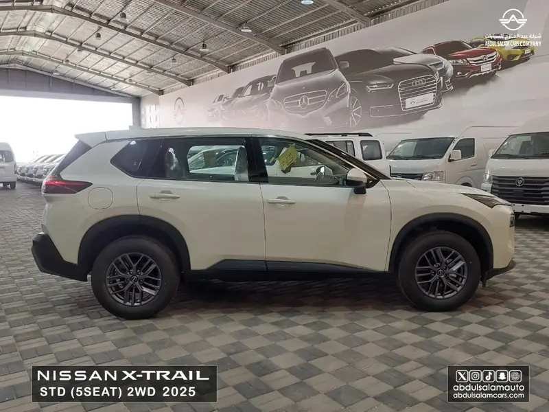 Nissan X-Trail 2025