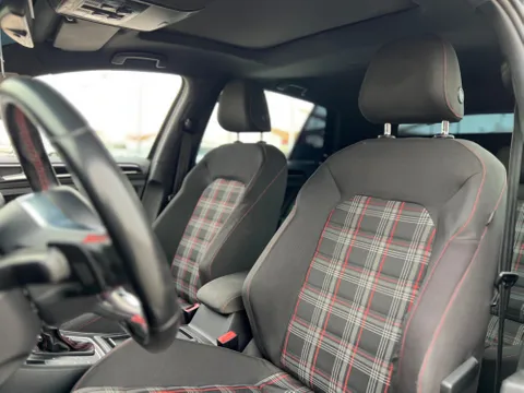 Volkswagen Golf GTI 2.0T S 2015