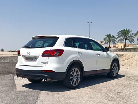Discover undefined undefined Exterior Interior Images.Find all aspects and details of cars.