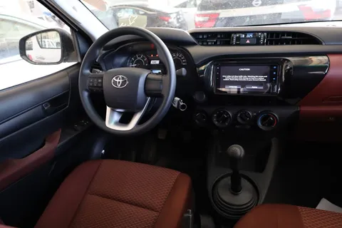 New Toyota Hilux 2.4L GL 2 Double Cab M/T 4x4 2023