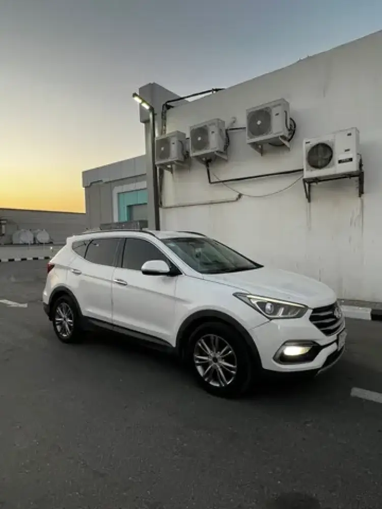 hyundai santa-fe image Hyundai Santa Fe 2017