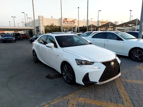 Lexus IS 300 2019