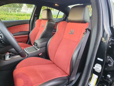 Discover undefined undefined Exterior Interior Images.Find all aspects and details of cars.