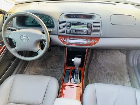 Toyota Camry 2004