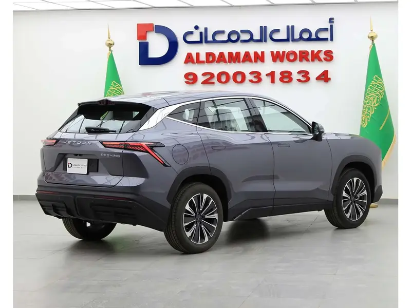 Discover undefined undefined Exterior Interior Images.Find all aspects and details of cars.