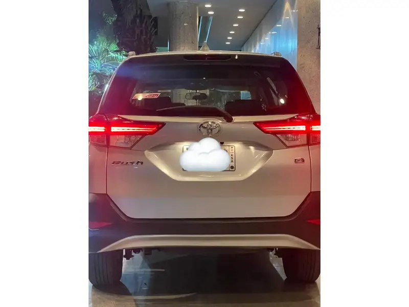 Discover undefined undefined Exterior Interior Images.Find all aspects and details of cars.