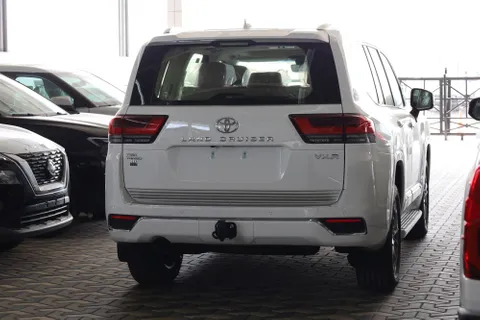 Toyota Land Cruiser 3.5T VXR  2023