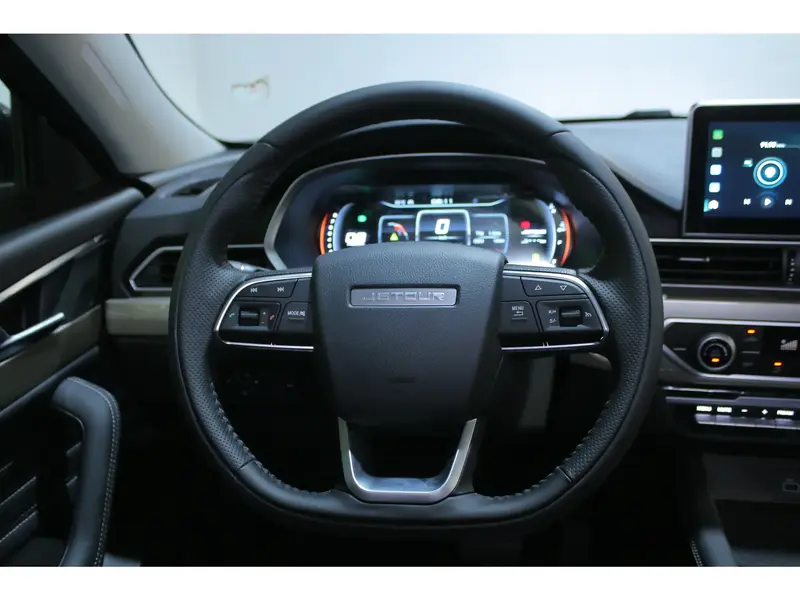 Jetour X70 2025