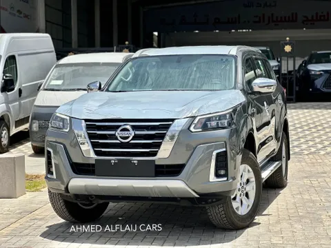 Discover undefined undefined Exterior Interior Images.Find all aspects and details of cars.