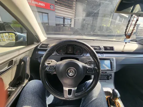 Volkswagen Passat 1.4L 2012