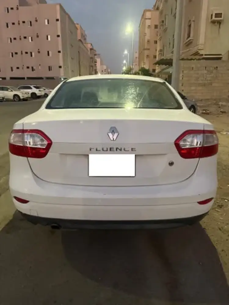 renault fluence image Renault Fluence 2.0 SE 2013