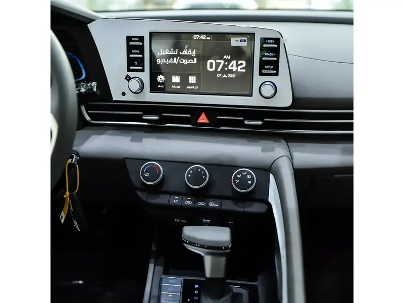 Hyundai Elantra 2025
