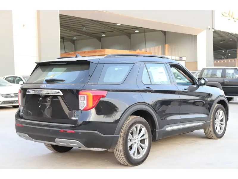 Ford Explorer 2023